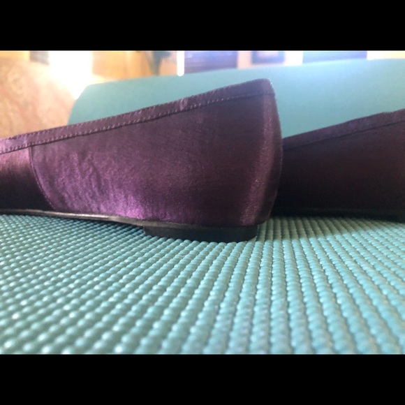 Women’s Newport News Pleated Ballet Flats - Picture 4 of 6